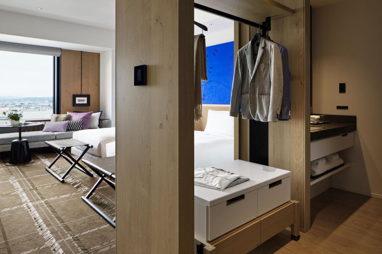 Hyatt Centric Kanazava Kültér fotó A room at the hotel