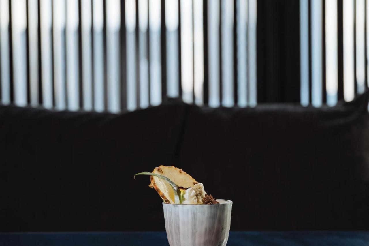Hyatt Centric Kanazava Kültér fotó A pineapple upside down cake
