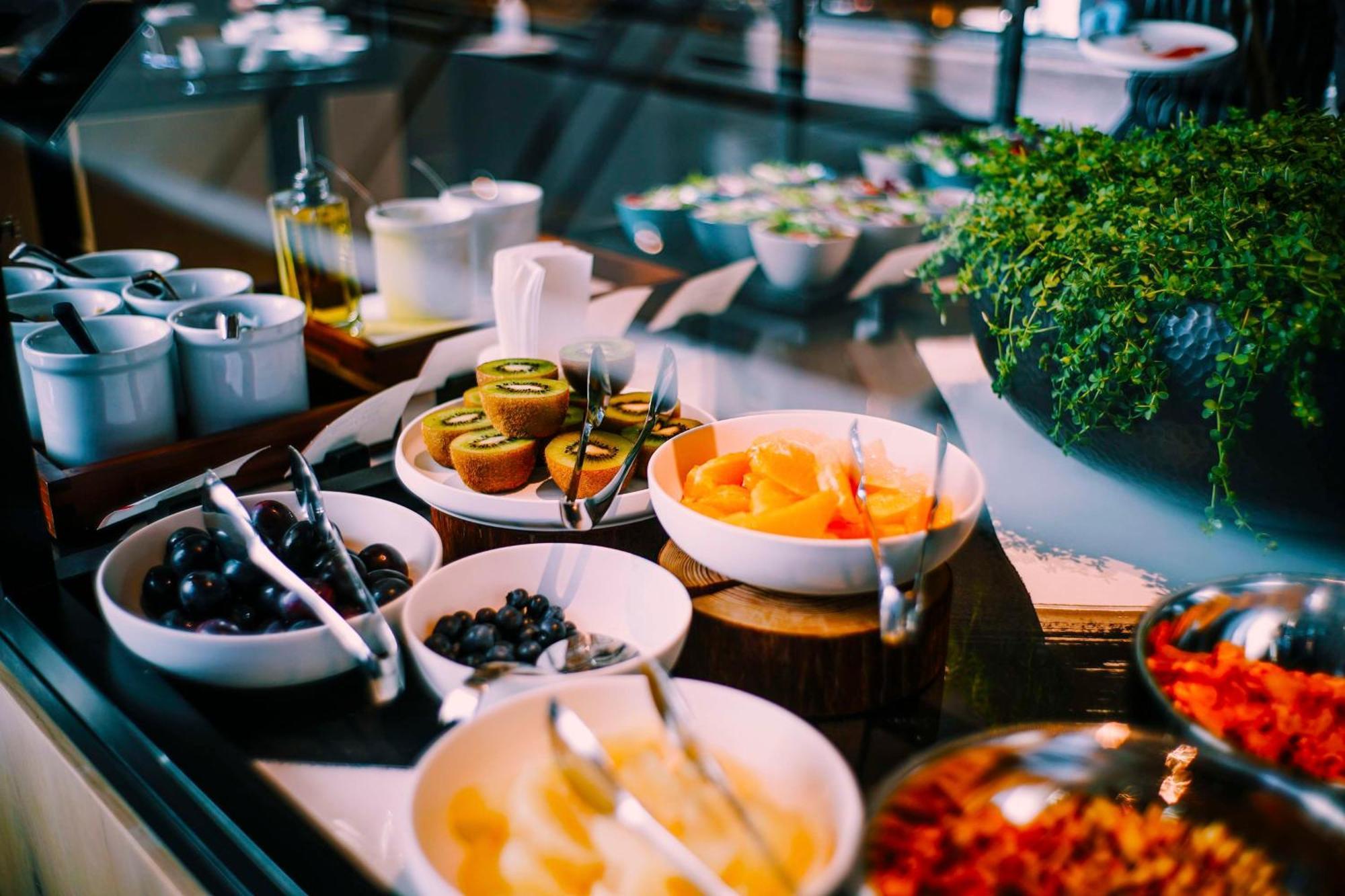 Hyatt Centric Kanazava Kültér fotó A buffet at a hotel