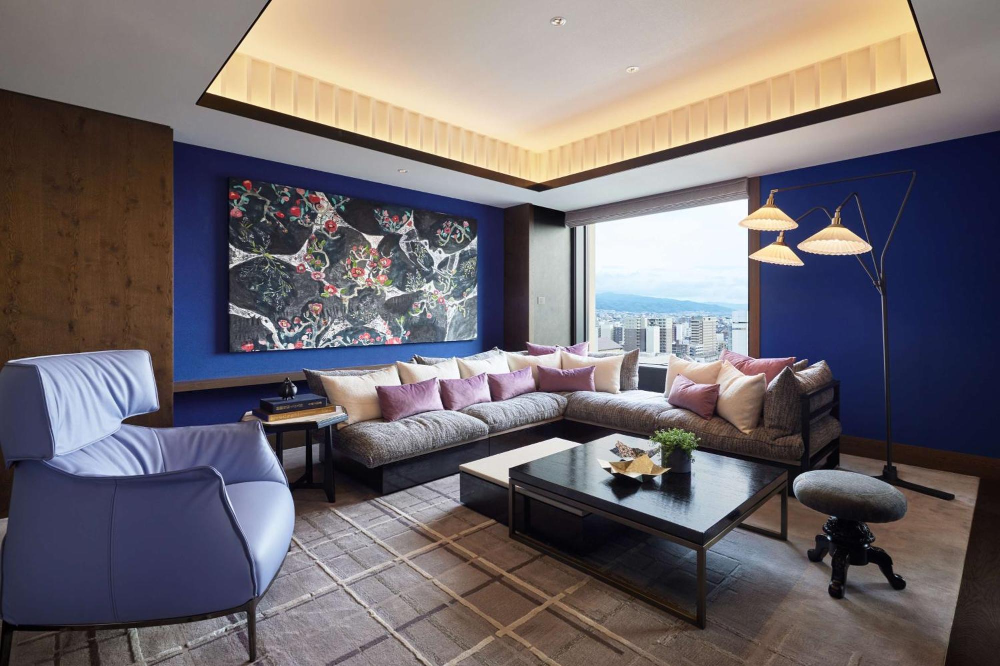 Hyatt Centric Kanazava Kültér fotó A living room at the Ritz-Carlton, Osaka